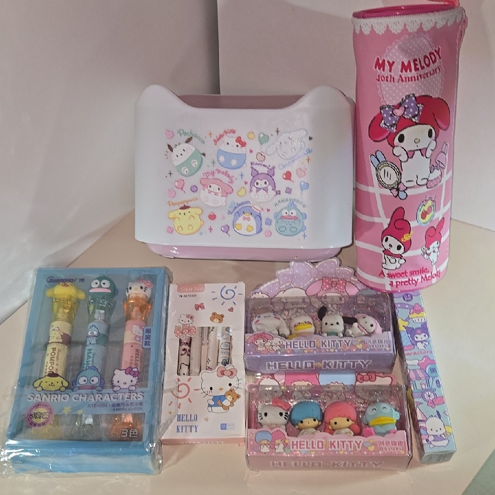 Sanrio My Melody and Hello Kitty Kids Toy Set - Pink and White